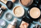 Cosmeceutische vs Traditionele Cosmetische Producten