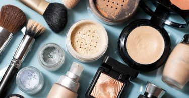 Cosmeceutische vs Traditionele Cosmetische Producten