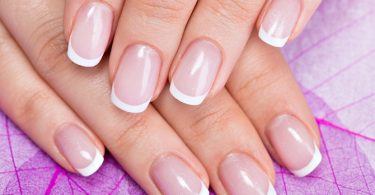 Draag dit Jaar Trendy Nagelkleuren!