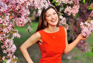 Laat je Huid Stralen Deze Lente Met Deze Tips