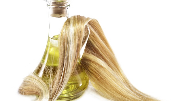 Olie is Goed voor je Haar! Lees Hier Waarom!